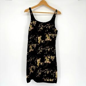 Banana Republic Women’s Shift‎ Dress Size 8 Y2K Dark Romantic Floral Silk Mini